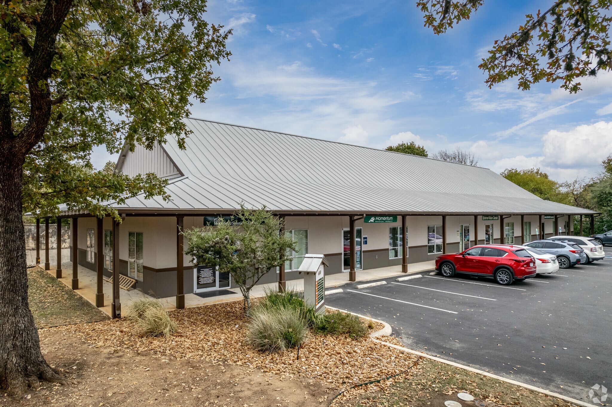 124 E Bandera Rd, Boerne, TX for sale Primary Photo- Image 1 of 1