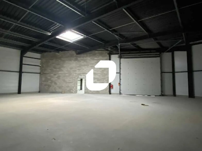 Office in Mauguio for lease - Interior Photo - Image 3 of 14