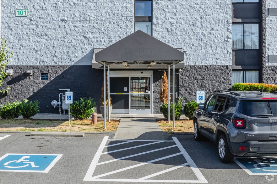 101 128th St SE, Everett, WA for sale - Building Photo - Image 3 of 4