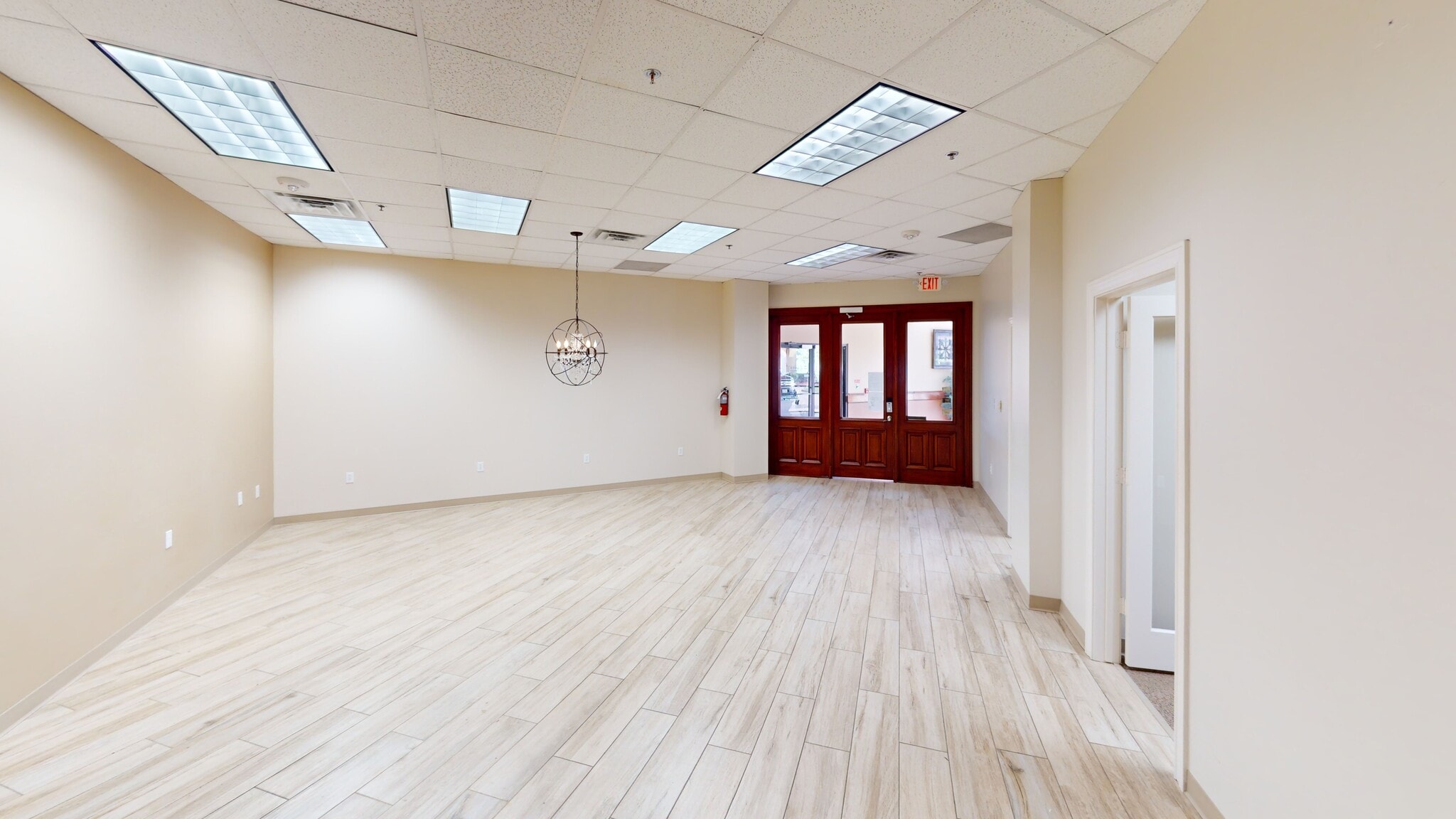 9307 Broadway St, Pearland, TX for lease Interior Photo- Image 1 of 4