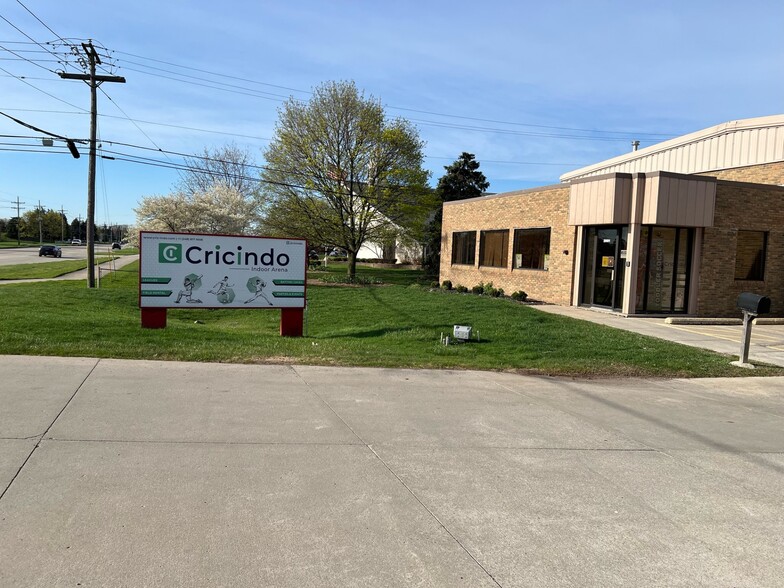 2691 John R Rd, Troy, MI 48083 Industrial for Sale