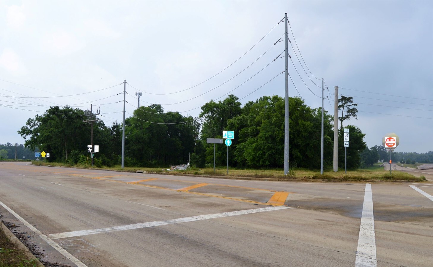 Highway 30, Huntsville, TX 77340