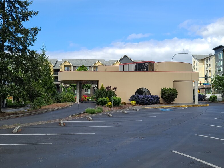 1045 S 320th St, Federal Way, WA for lease - Building Photo - Image 2 of 18