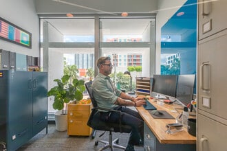 2125 Biscayne Blvd, Miami, FL for lease Interior Photo- Image 2 of 8