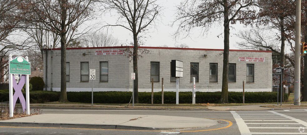 291-299 Ronkonkoma Ave, Ronkonkoma, NY for sale - Primary Photo - Image 1 of 1