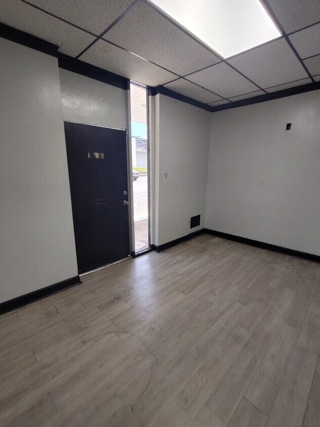 2945 Stone Hogan Connector Rd, Atlanta, GA for lease Building Photo- Image 1 of 11