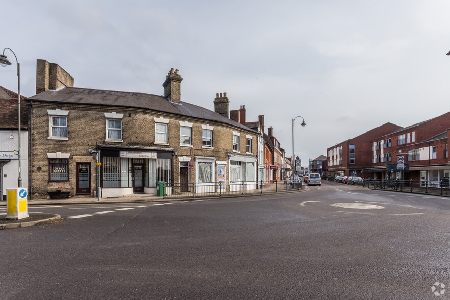5 High St, Biggleswade for lease - Building Photo - Image 3 of 10