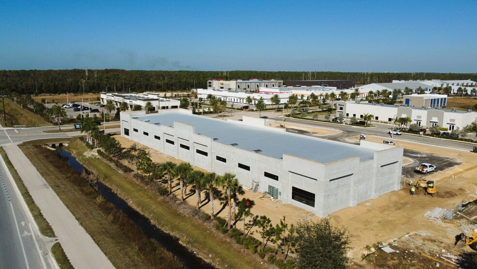 12271 Itec Park Dr, Fort Myers, FL for sale - Building Photo - Image 1 of 12