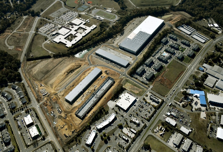 100 Pitts School Rd, Concord, NC for sale - Building Photo - Image 3 of 10