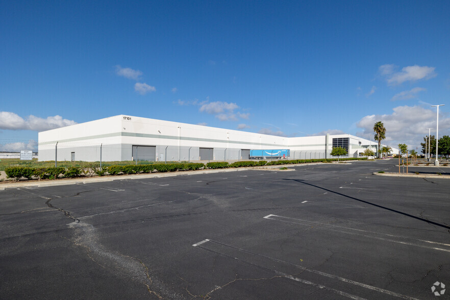 17101 Heacock St, Moreno Valley, CA for lease - Building Photo - Image 3 of 7