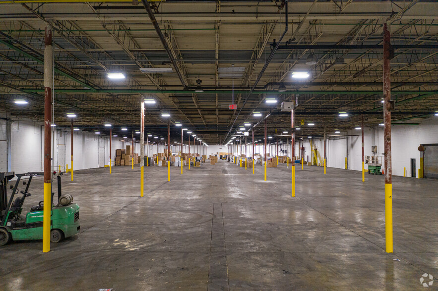 3310 Deepwater Terminal Rd, Richmond, VA for lease - Interior Photo - Image 2 of 18