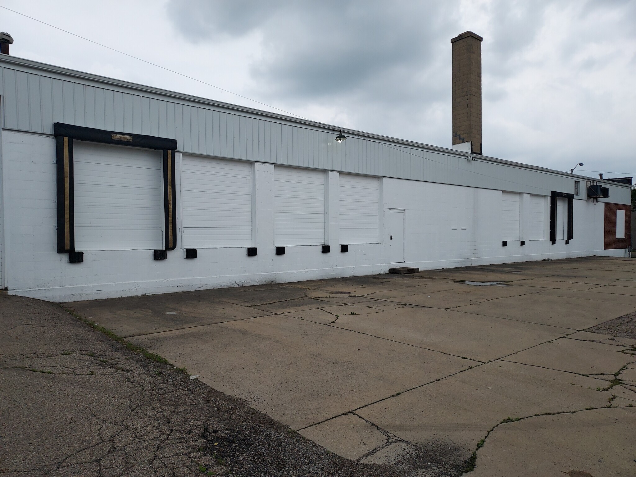 415 N 12th St, Richmond, IN for lease Building Photo- Image 1 of 7