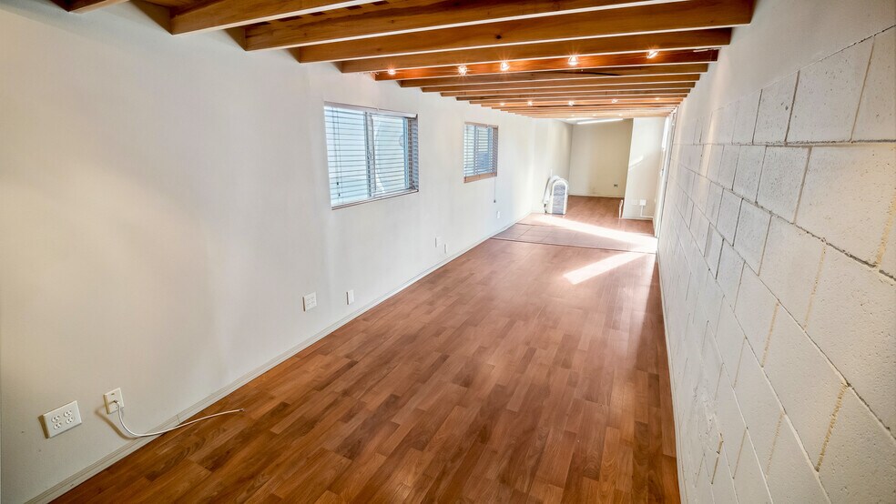 3691-3699 Katella Ave, Los Alamitos, CA for lease - Interior Photo - Image 3 of 83