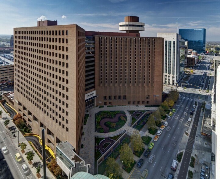 101-115 W Washington St, Indianapolis, IN for lease - Building Photo - Image 1 of 6