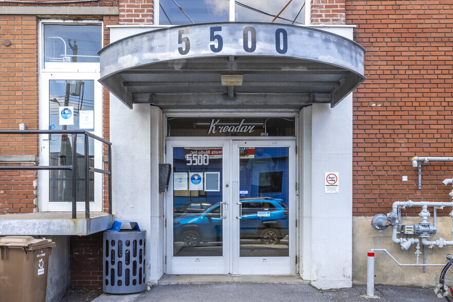 5450-5540 Rue Fullum, Montréal, QC for lease - Building Photo - Image 2 of 3