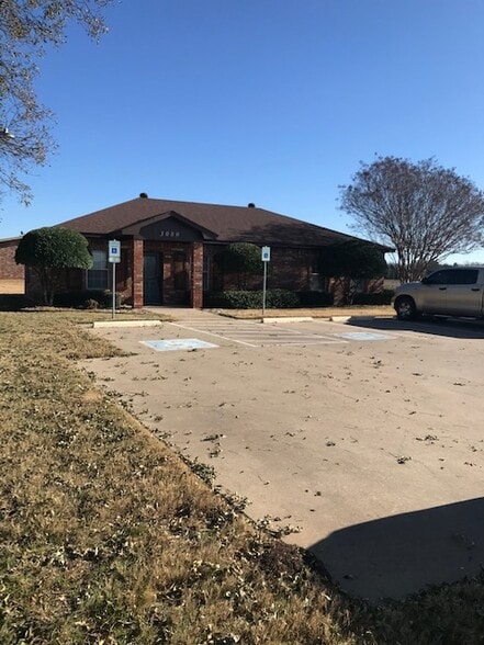3080 W Highway 287 Byp, Waxahachie, TX for lease - Primary Photo - Image 1 of 4