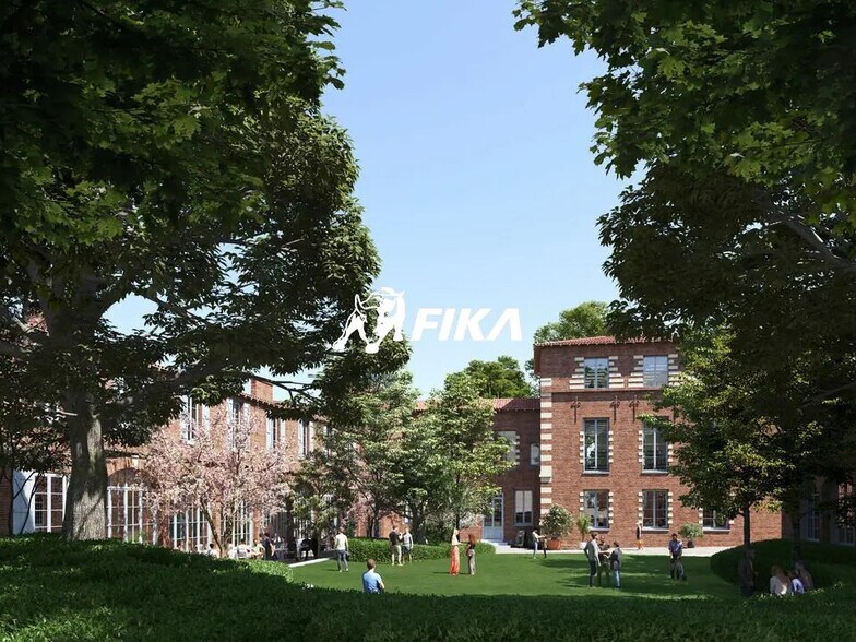 Office in Toulouse for lease - Building Photo - Image 3 of 11