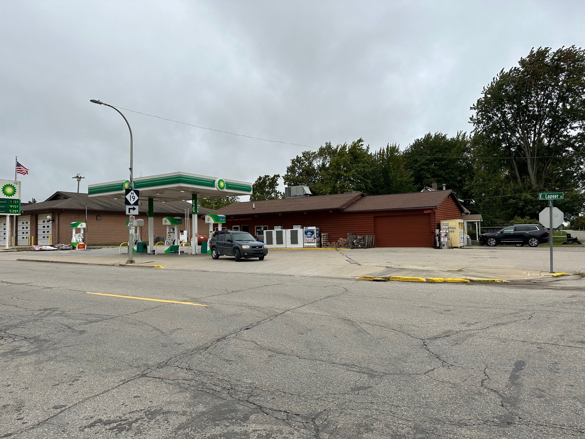 41 E Lapeer St, Peck, MI 48466 BP