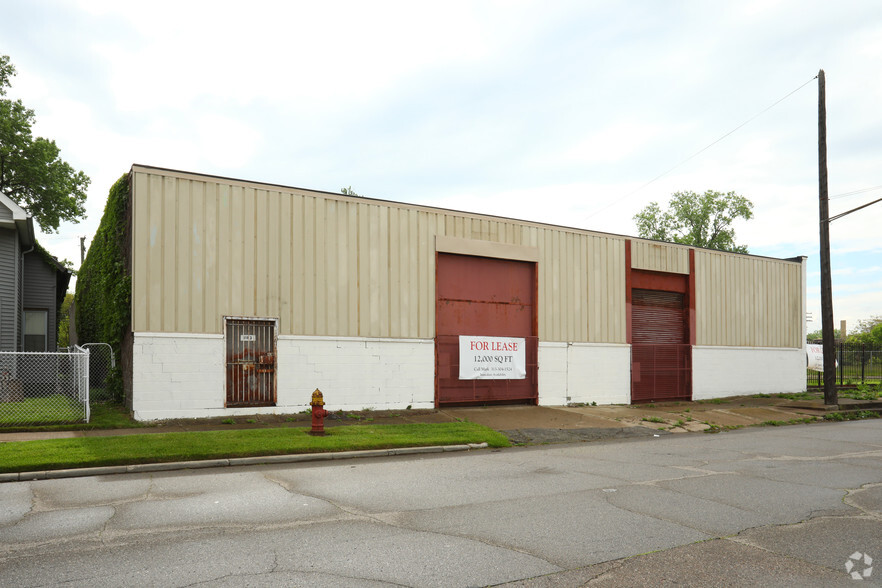 3183 Meldrum St, Detroit, MI for lease - Building Photo - Image 2 of 3