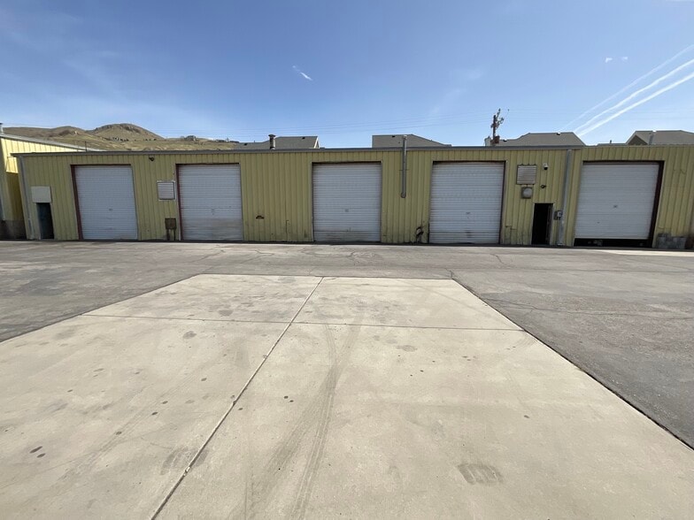425 W 800 N, Salt Lake City, UT for lease - Building Photo - Image 3 of 15