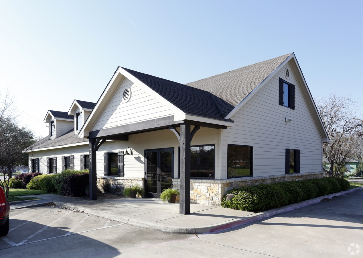 4449 Broadway Blvd, Garland, TX 75043