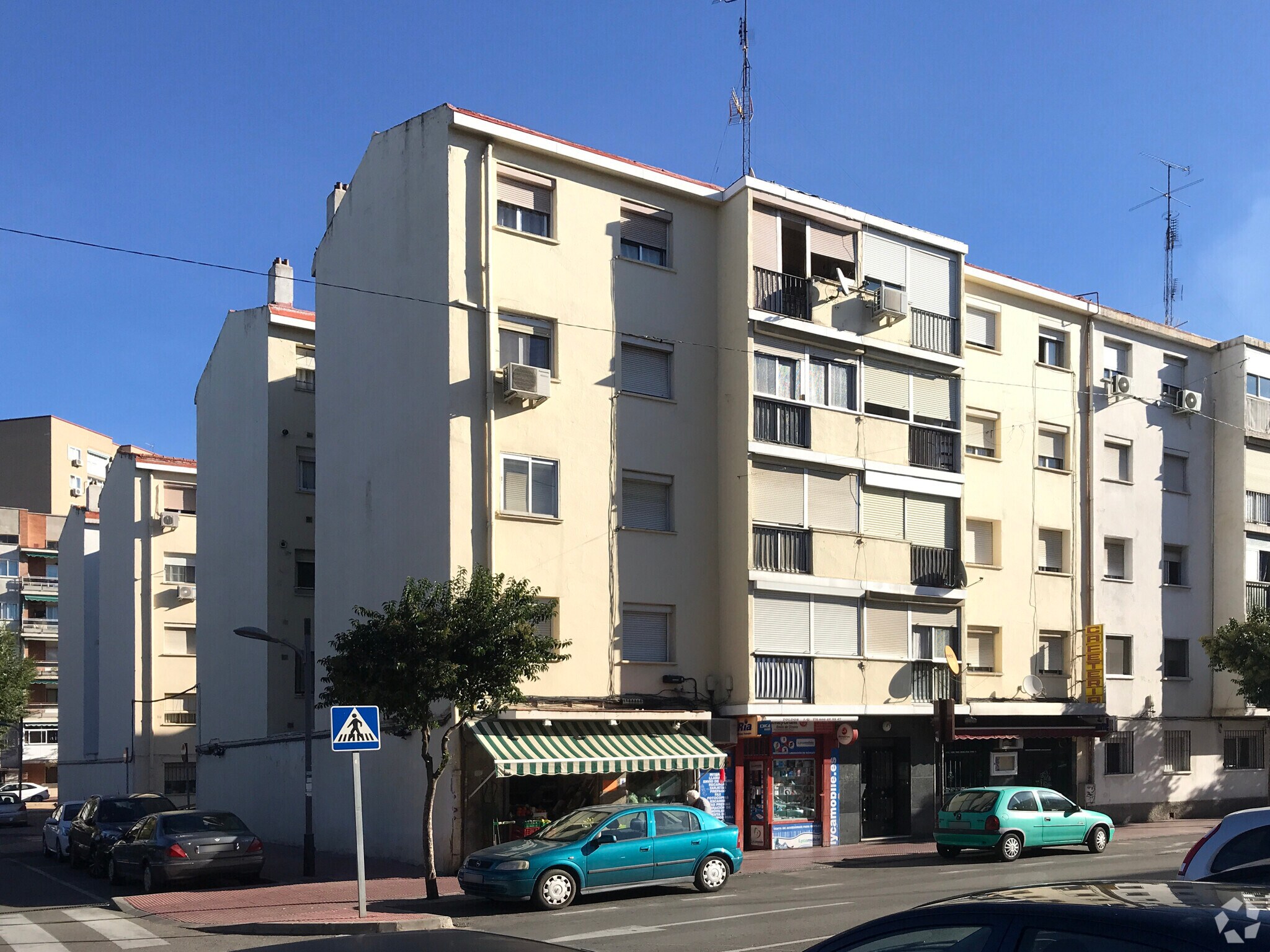 Calle Torrelaguna, 18, Alcalá de Henares, Madrid for sale Primary Photo- Image 1 of 1