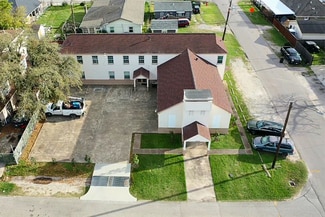 More details for 10402 Pillot St, Jacinto City, TX - Specialty for Sale