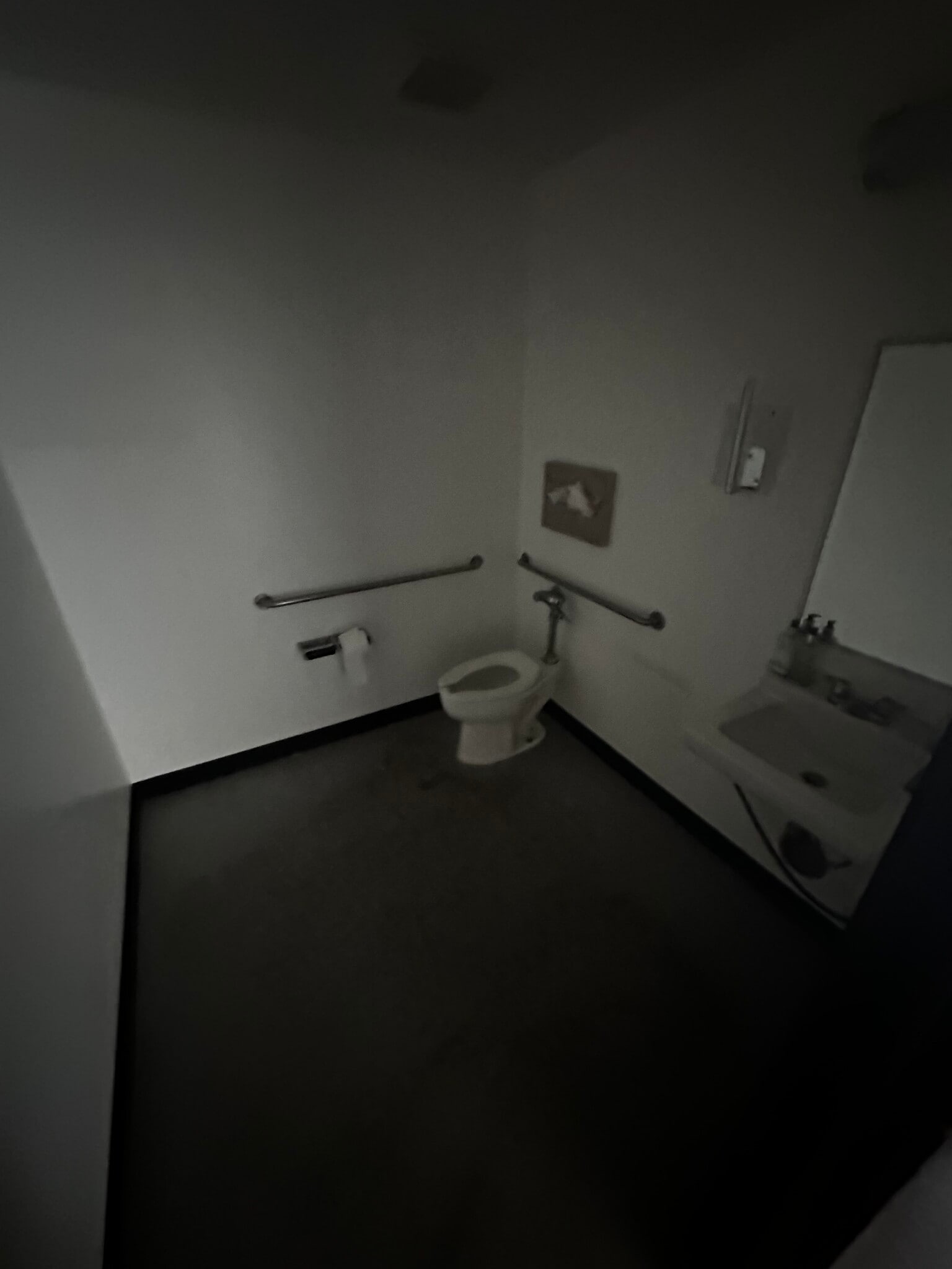 15500 Erwin St, Van Nuys, CA for lease Interior Photo- Image 1 of 6