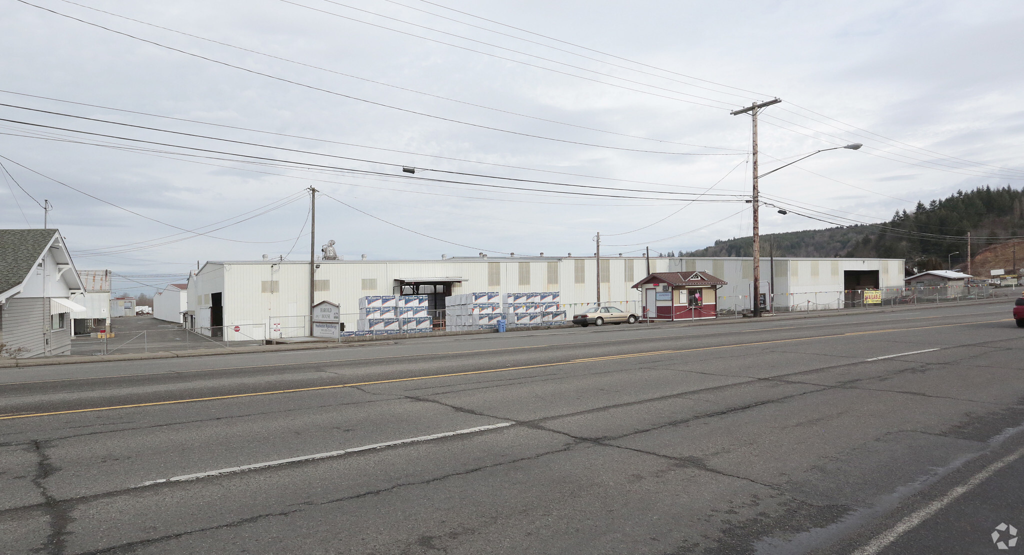 1595 N National Ave, Chehalis, WA for lease Building Photo- Image 1 of 6