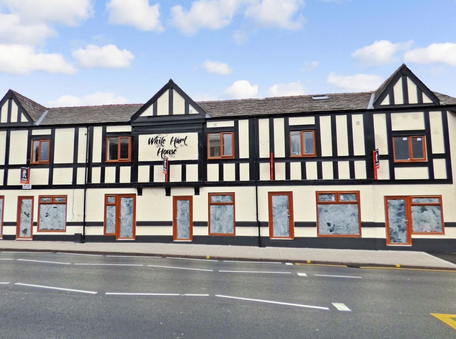 257 London Rd, Stockport for sale Primary Photo- Image 1 of 1