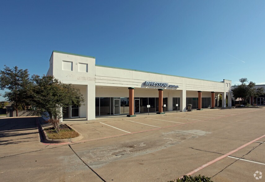 1120 E Pleasant Run Rd, DeSoto, TX for sale - Primary Photo - Image 1 of 1