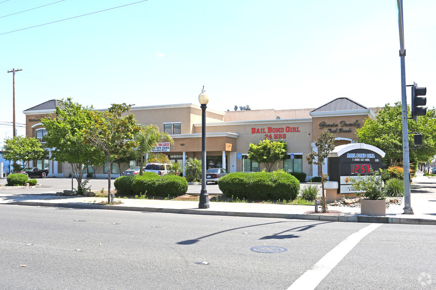 900 G St, Modesto, CA for lease - Building Photo - Image 3 of 8