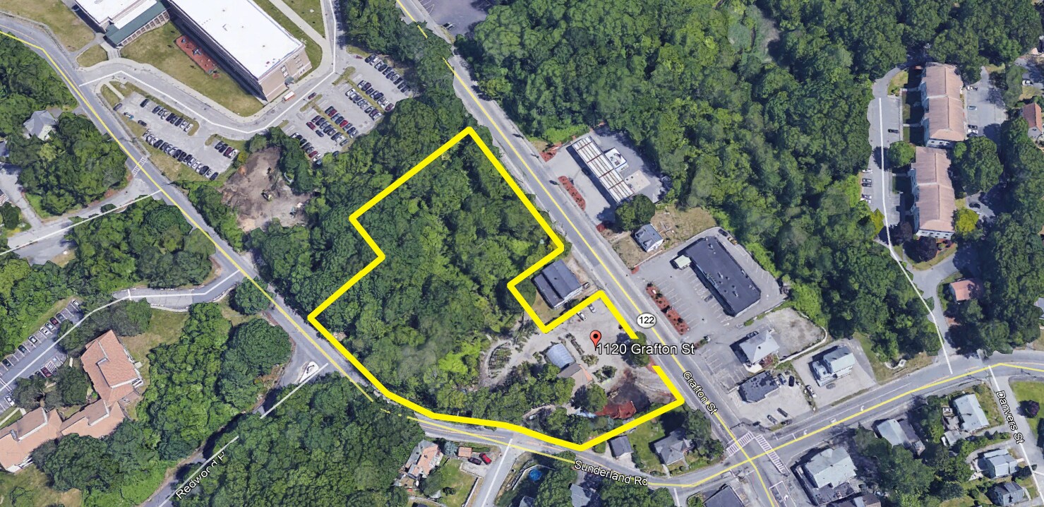 1120 Grafton St, Worcester, MA 01604