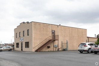 2819 North Point Blvd, Dundalk, MD for lease Building Photo- Image 2 of 3