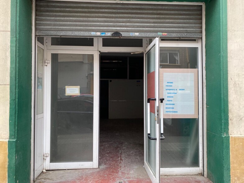 Retail in Zaragoza, Zaragoza for lease - Lobby - Image 1 of 10