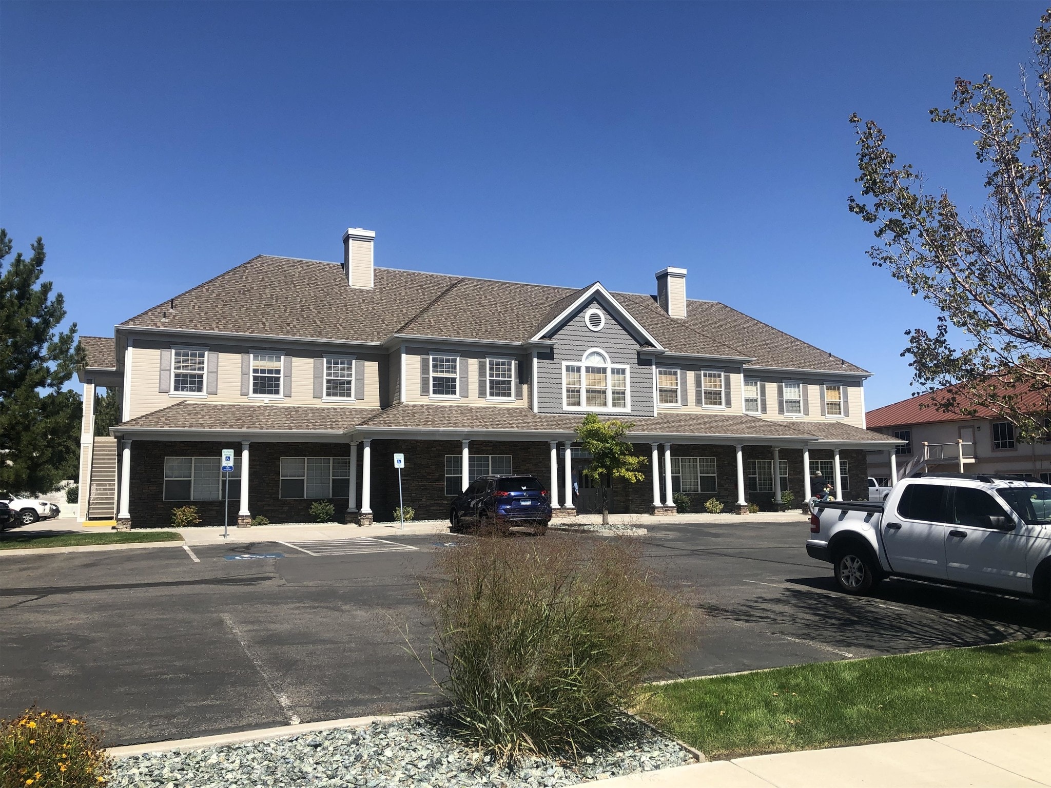 808 W Nye Ln, Carson City, NV for lease Building Photo- Image 1 of 8