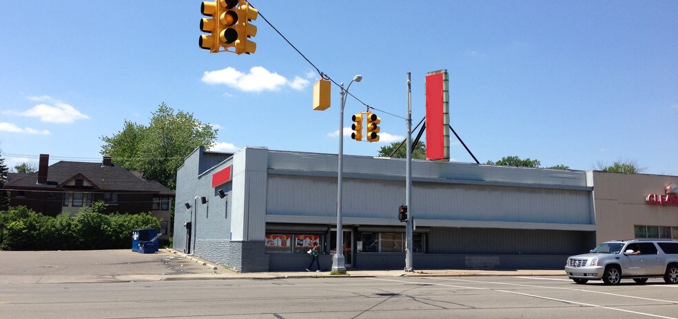 16001 Woodward Ave, Highland Park, MI for sale - Building Photo - Image 1 of 1