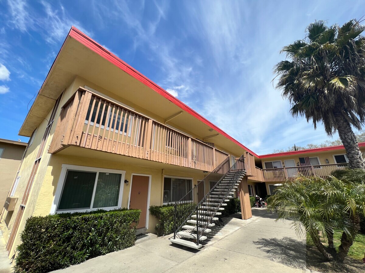 412 N Church St, Lodi, CA 95240