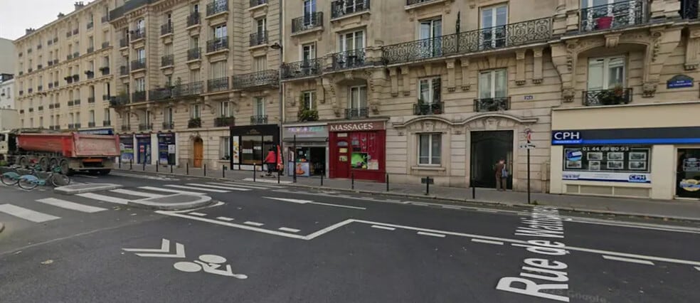266 Rue De Charenton, Paris for lease - Building Photo - Image 1 of 4