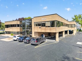 26622 Woodward Ave, Royal Oak MI - Office Space