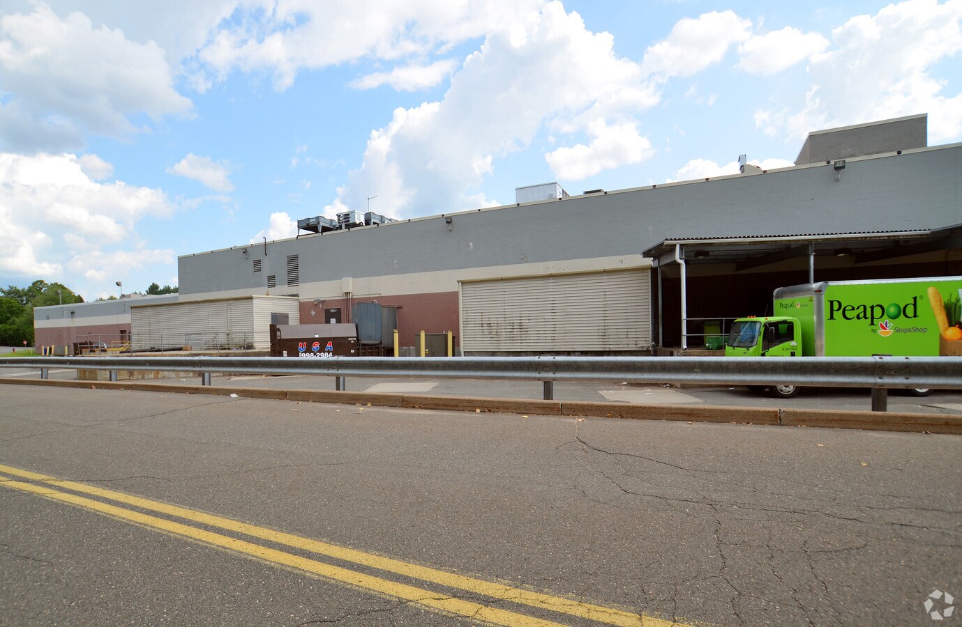 940 Silver Ln, East Hartford, CT 06118