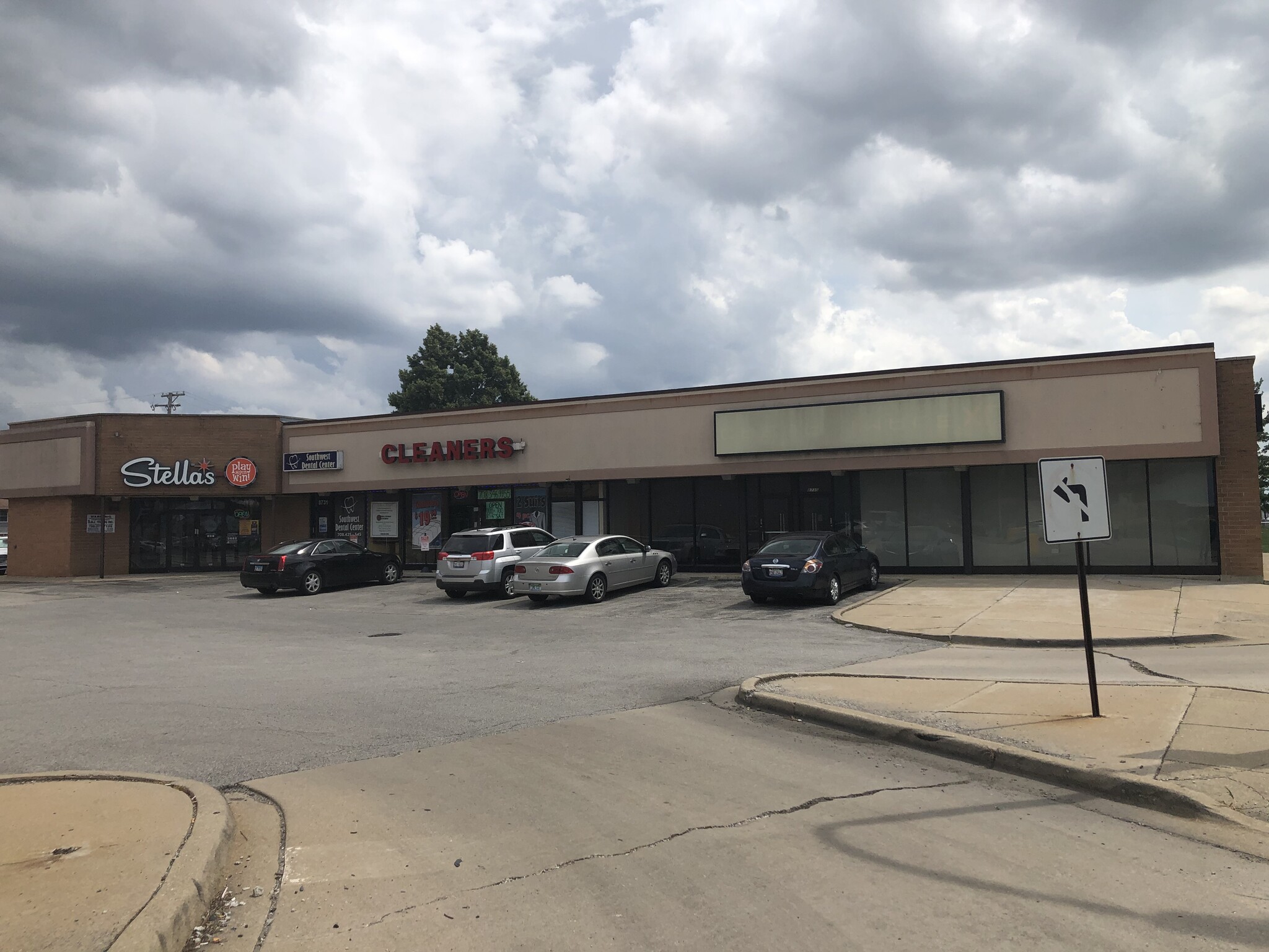 8727-8735 S Cicero Ave, Hometown, IL for lease Building Photo- Image 1 of 5