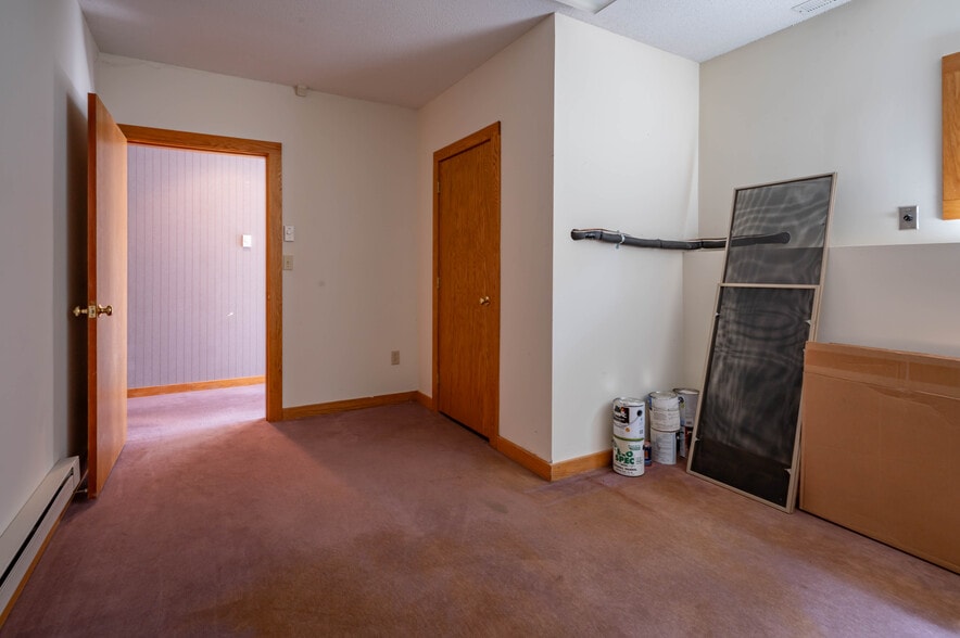 74 Northeastern Blvd, Nashua, NH for sale - Building Photo - Image 2 of 45