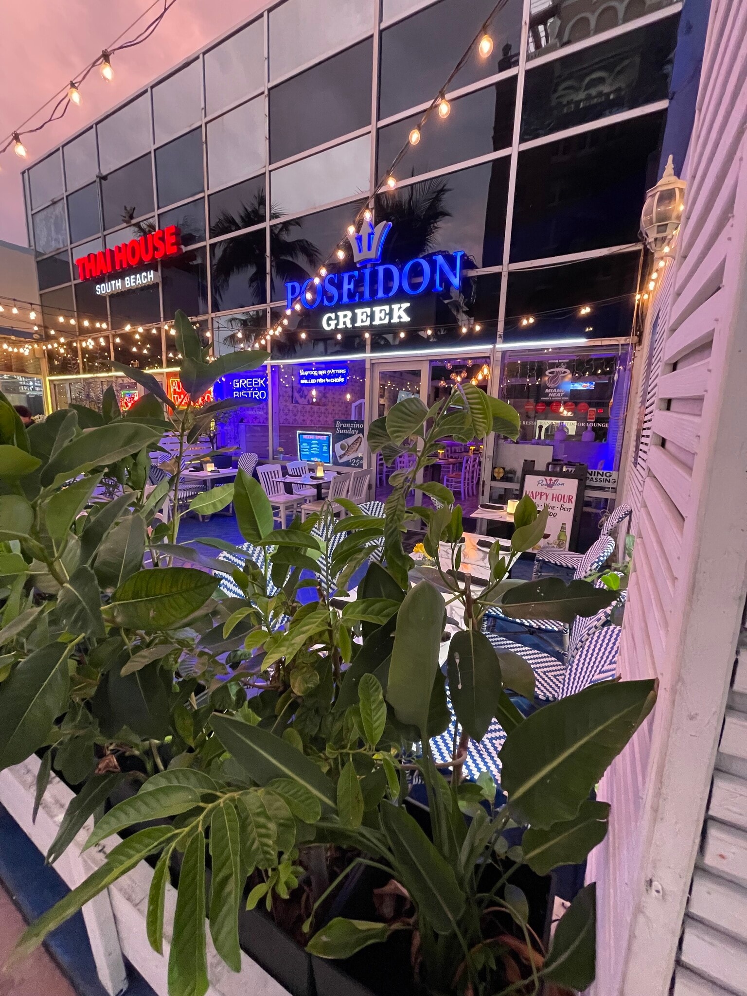 1121-1141 Washington Ave, Miami Beach, FL for lease Interior Photo- Image 1 of 18