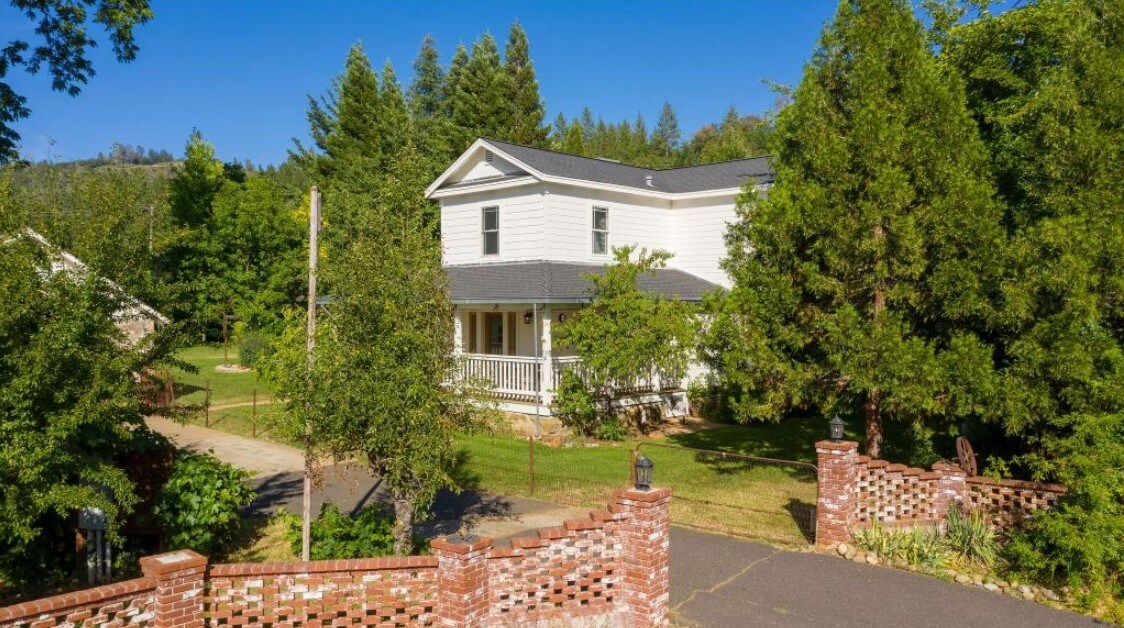 433 E Highway 4, Murphys, CA for sale Primary Photo- Image 1 of 1