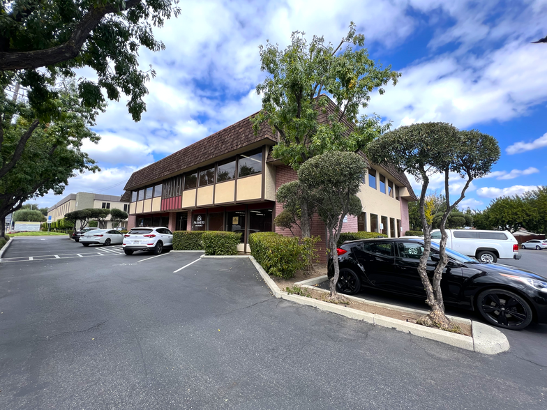 835 Blossom Hill Rd, San Jose, CA for lease - Building Photo - Image 3 of 12