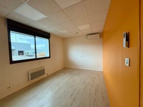 13 Rue De La Houe, Quetigny for sale Interior Photo- Image 2 of 3