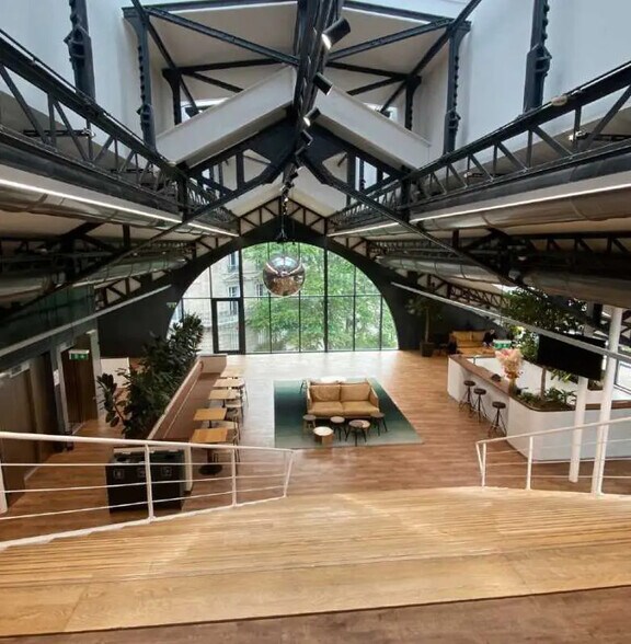 1 Rue De Saint-Pétersbourg, Paris for lease - Building Photo - Image 2 of 6