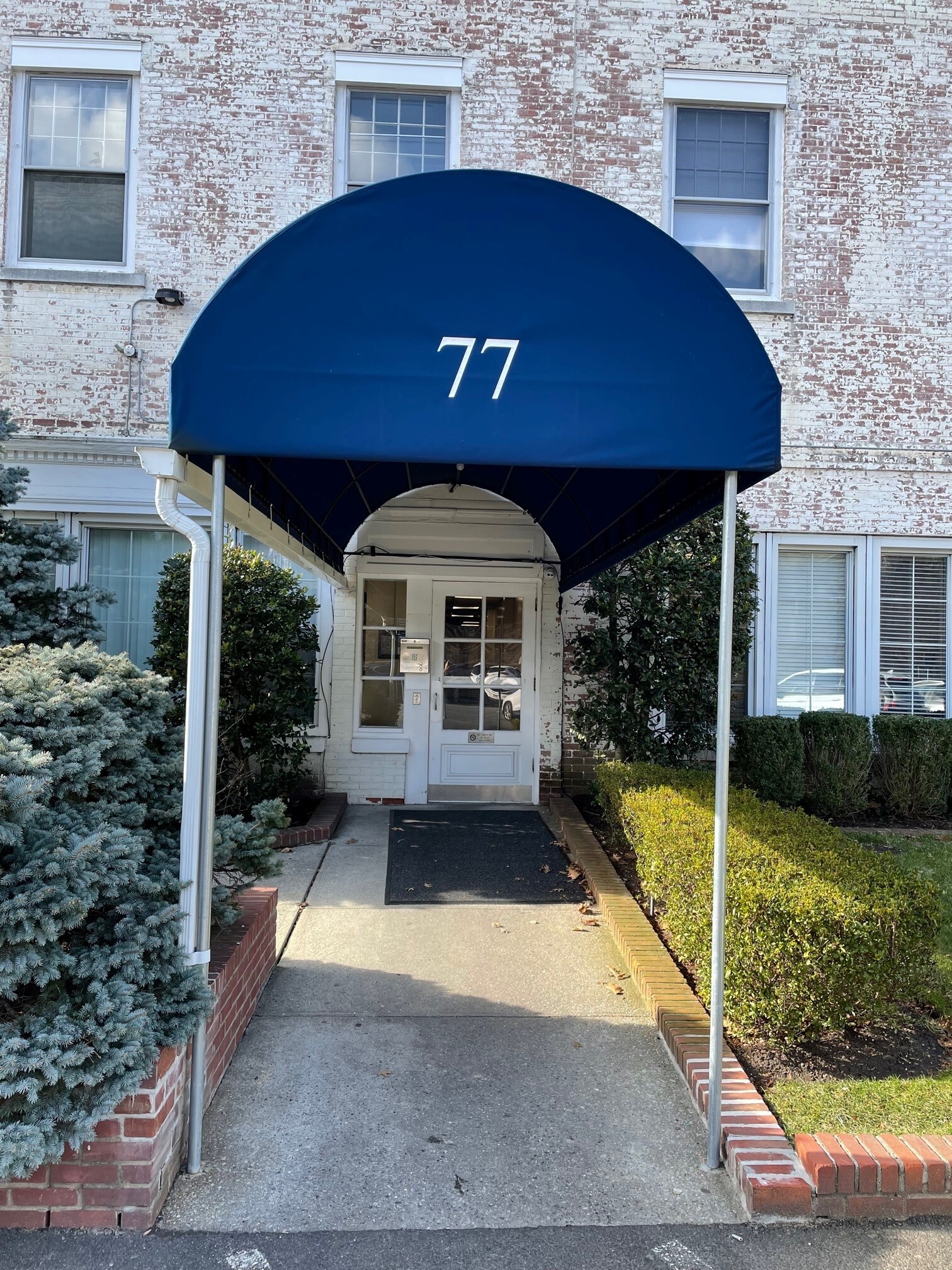 69 Pondfield Rd, Bronxville, NY for lease Building Photo- Image 1 of 3