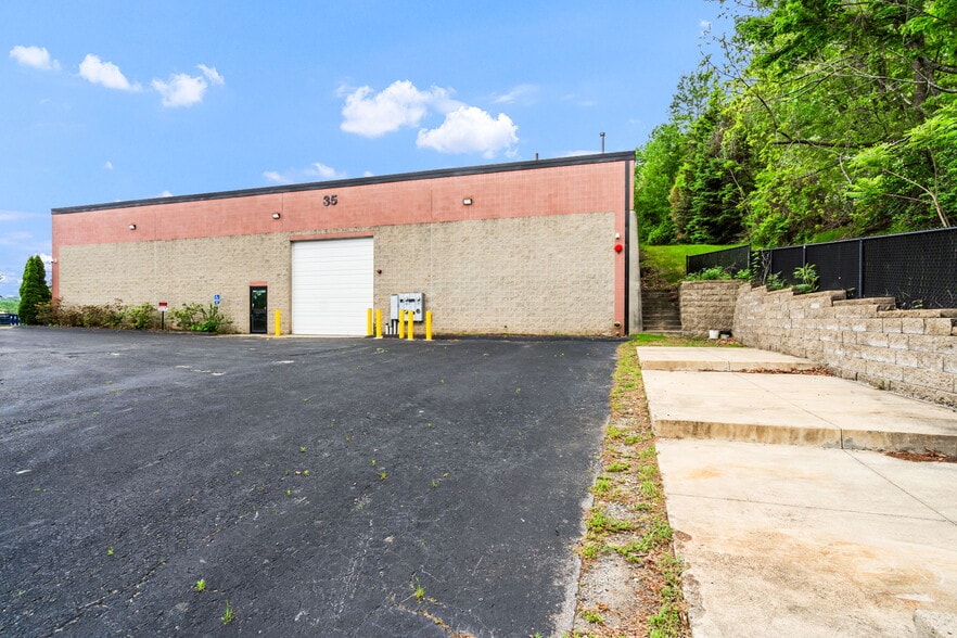 35 Mill Street Central, Marlborough, MA for lease - Building Photo - Image 3 of 32